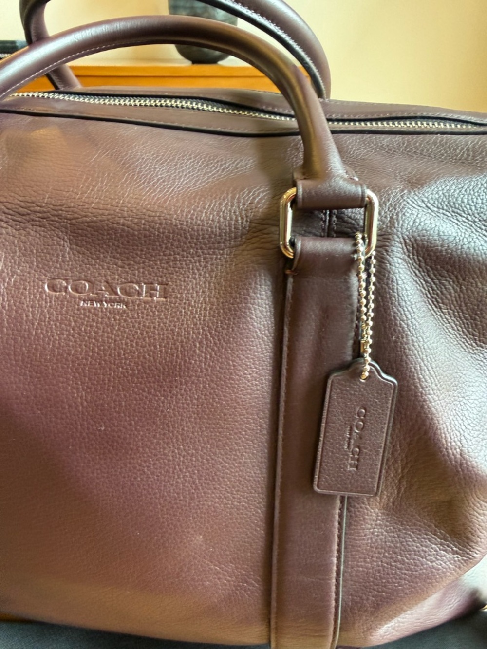 Coach Men's Leather Duffel Bag in Dark Maroon with Removable Strap - Picture 2 of 11